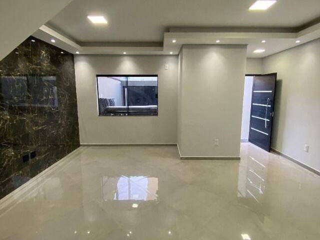 Casa para Venda em Cruzeiro - 2
