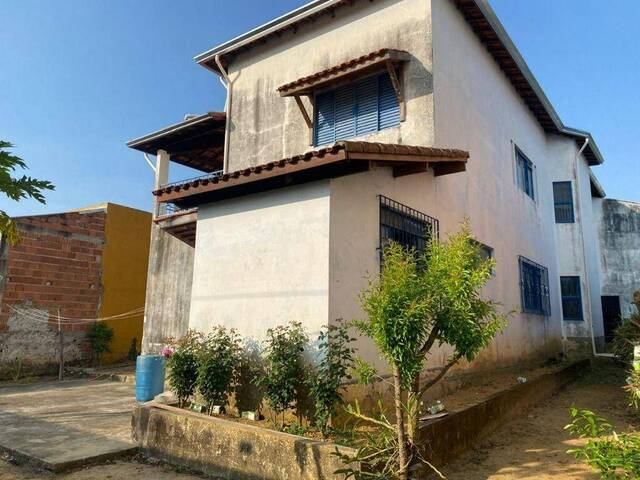 Casa para Venda em Lavrinhas - 2