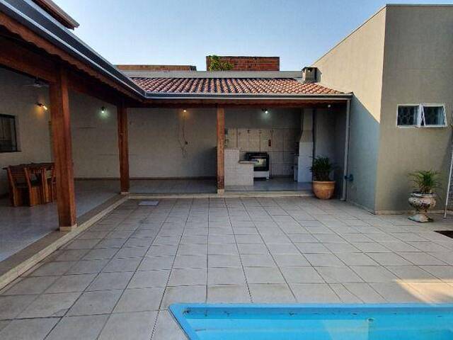 Venda em Vila Canevari - Cruzeiro