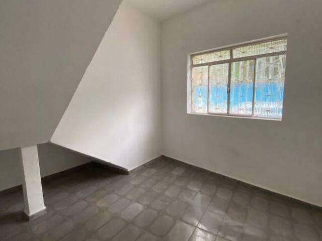 Casa para Locação em Cruzeiro - 2