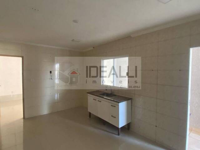 Casa para Locação em Cruzeiro - 2