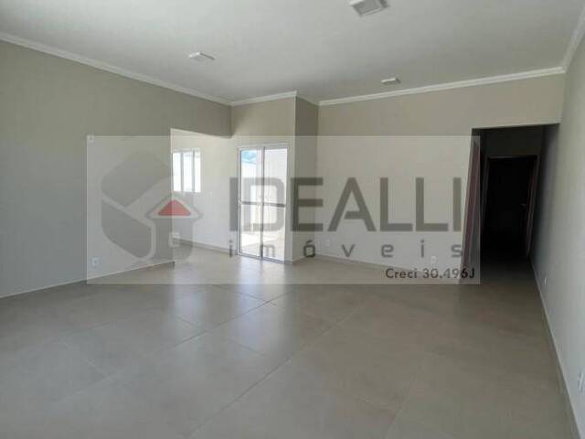 Casa para Venda em Cruzeiro - 3
