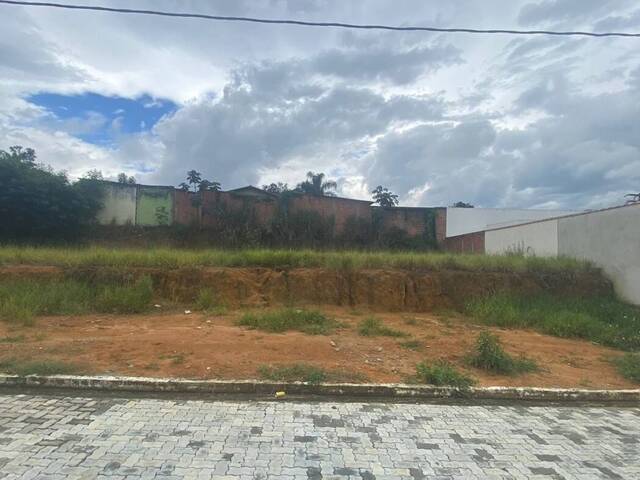 Venda em Jd. Mavisou - Lavrinhas