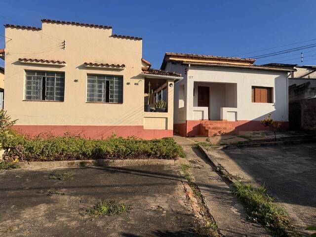 #CA0566 - Casa para Venda em Cruzeiro - SP