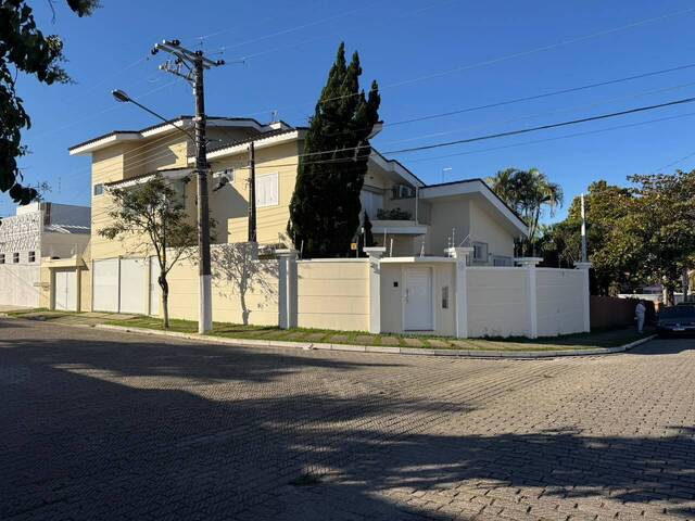 Casa para Venda em Cruzeiro - 2