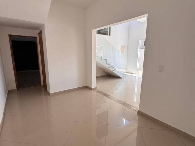 Casa para Locação em Cruzeiro - 5
