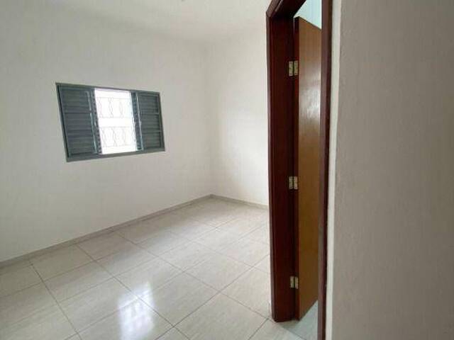 Casa para Locação em Aparecida - 2