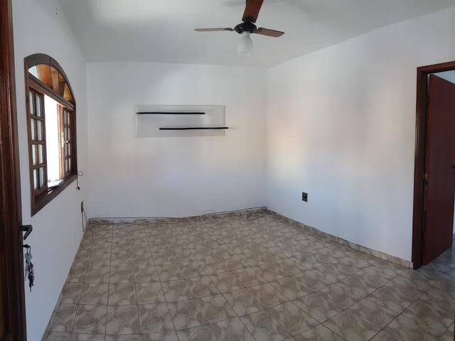 Casa para Venda em Cruzeiro - 3