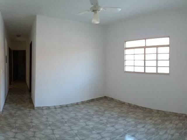 Casa para Venda em Cruzeiro - 4