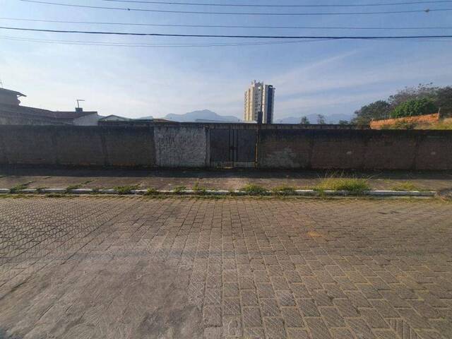 Venda em Vila Paulo Romeu - Aparecida