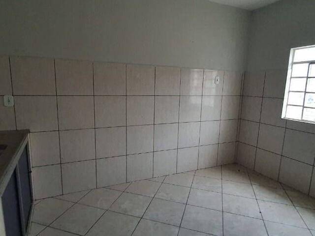 Locação em Vila Regina Célia - Aparecida