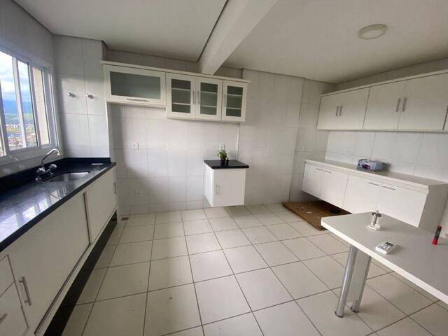 Apartamento para Venda em Aparecida - 5